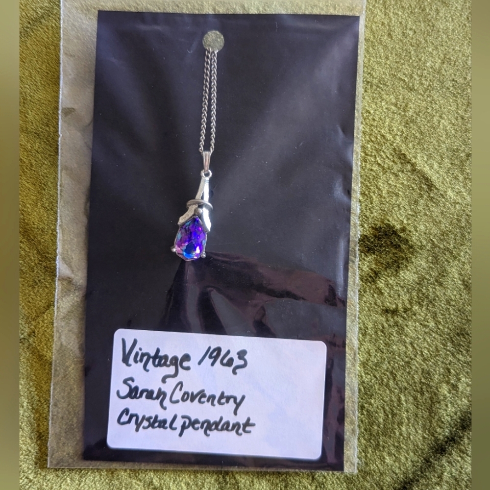 Sarah Coventry necklace